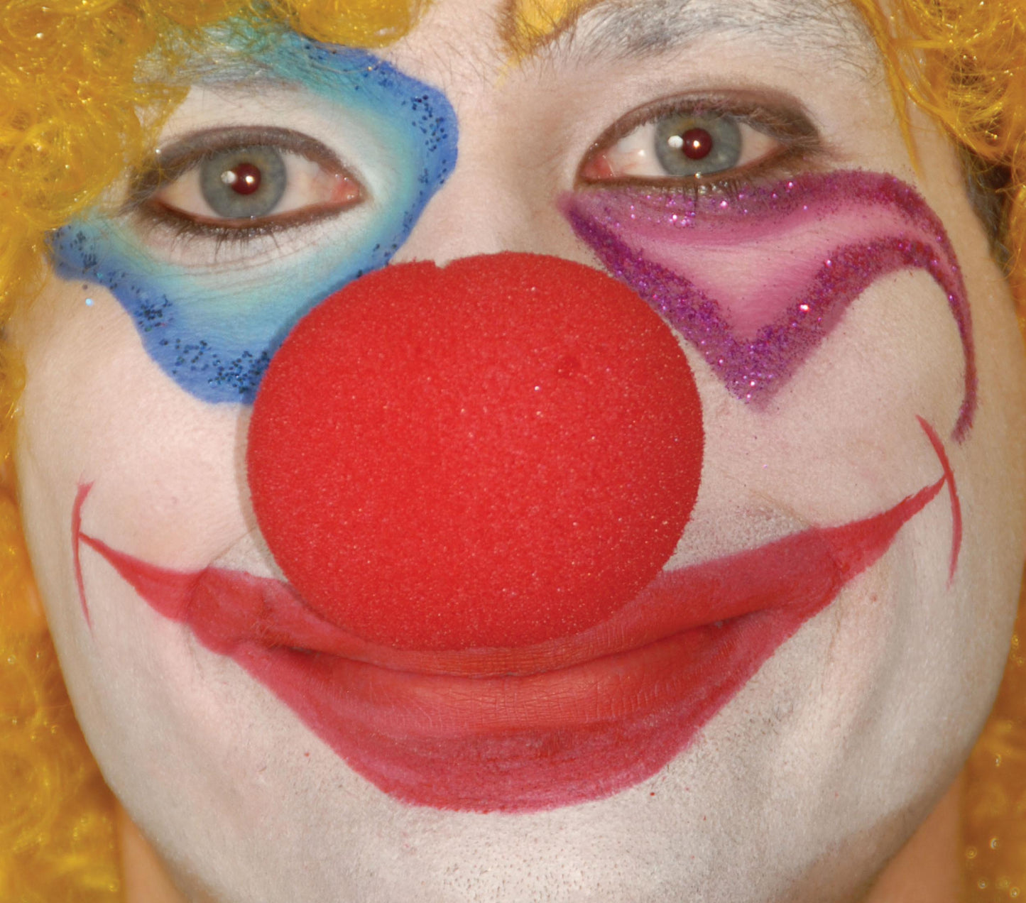 RED FOAM RUBBER CLOWN NOSE, 5 CM