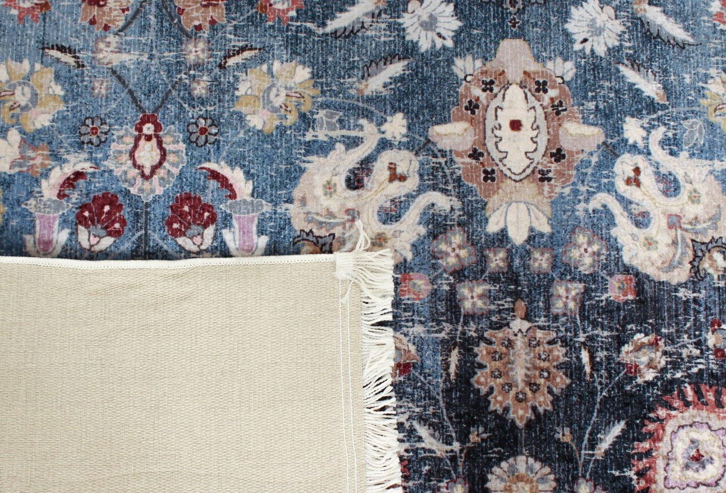 Wilton Rug Hand made Bouhjar (DARK BLUE/MULTI) for home decor - Labreeze