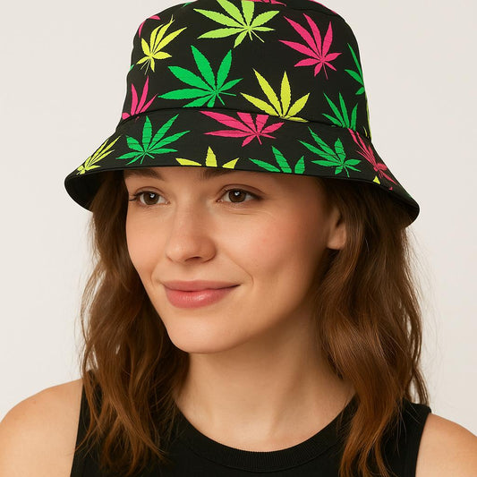 Women’s Multi Colour Leaf Bucket Hat – Reggae Rasta Festival Cap – Bob Marley Style Summer Hat for Music Events, Raves, Holidays & Beach Parties