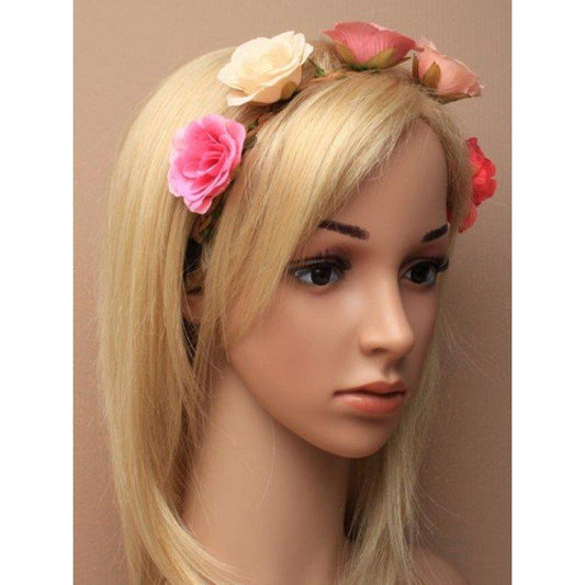 Natural plaited cord five fabric roses garland - Labreeze